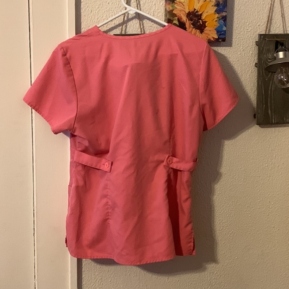 Scrub top - Picture 3 of 4